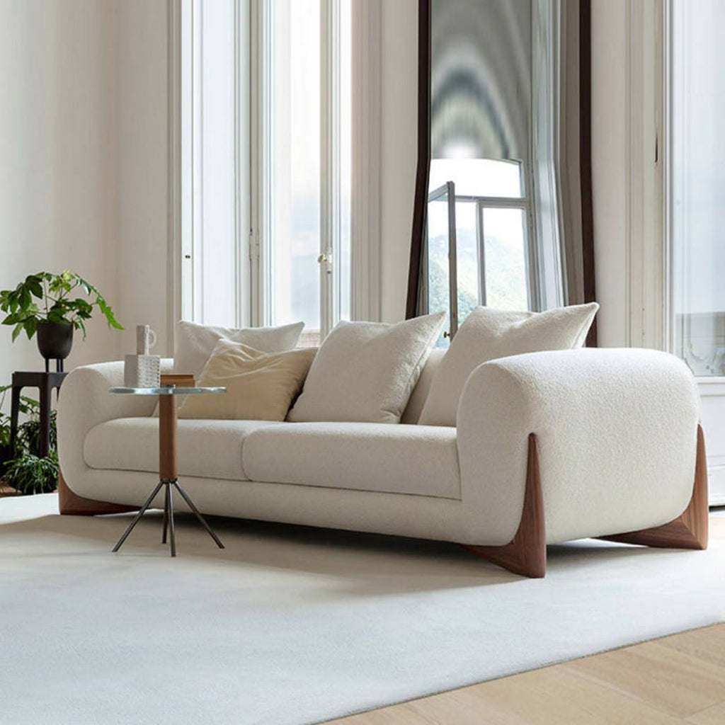 Elegant 3-seter sofa i kremfarget bouclé